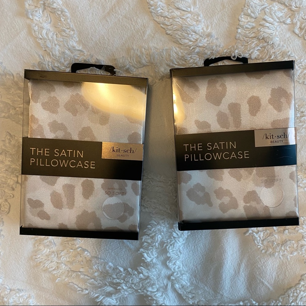 NWT/NIB Kitsch Leopard Satin Pillowcases (Set of 2)